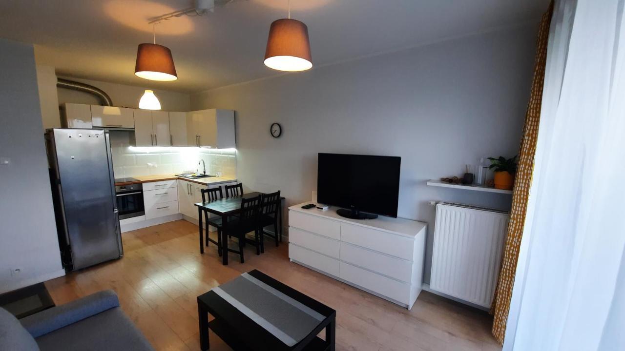 Ursa - Wygodny Apartament I Bezplatny Parking Na Miejscu Lägenhet Warszawa Exteriör bild